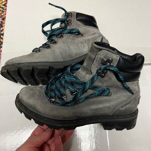 Sorel Gray and Black Ankle Boots